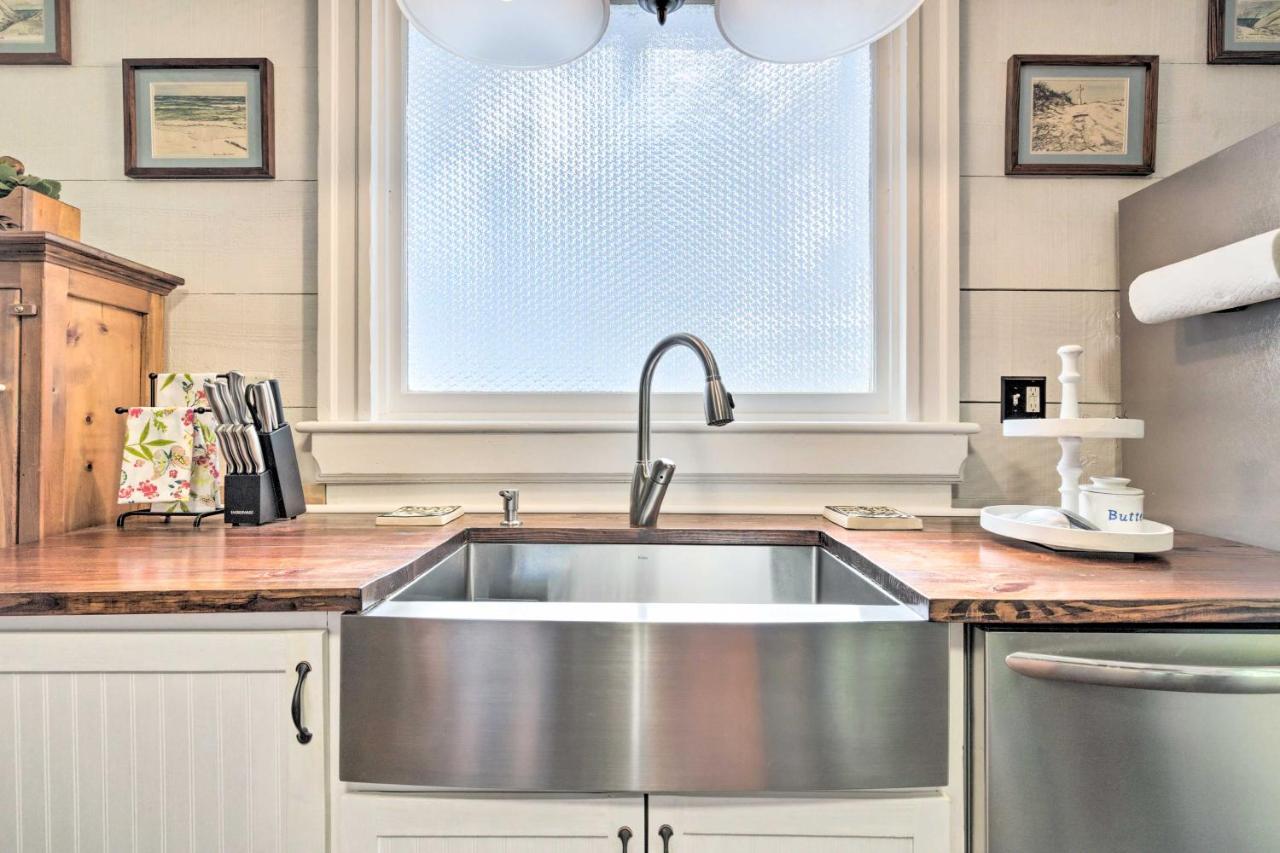 Historic Biloxi Bay Cottage With Beautiful View Ocean Springs Εξωτερικό φωτογραφία